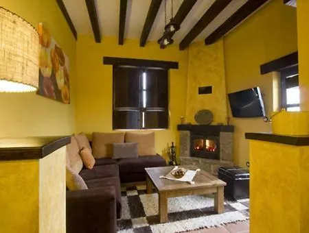Casas Herrenales De Ulaca בית כפרי Solosancho