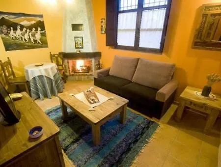 Casas Herrenales De Ulaca Hétvégi ház *