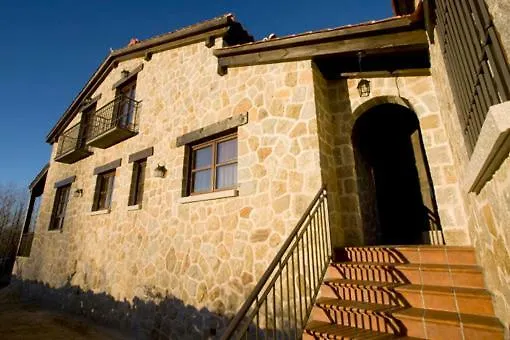 컨트리하우스 Casas Herrenales De Ulaca *