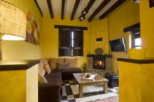 Casas Herrenales De Ulaca 컨트리하우스 Solosancho